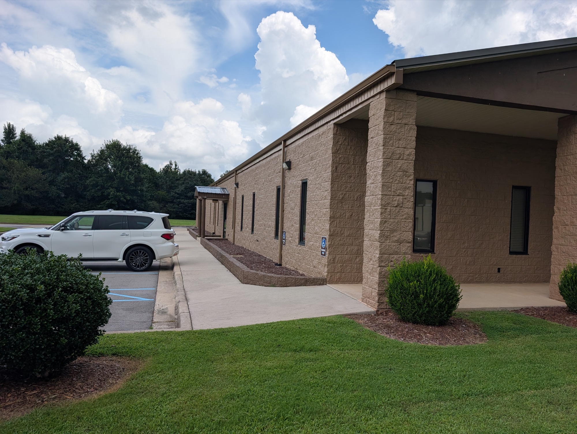 Side profile & on-site parking